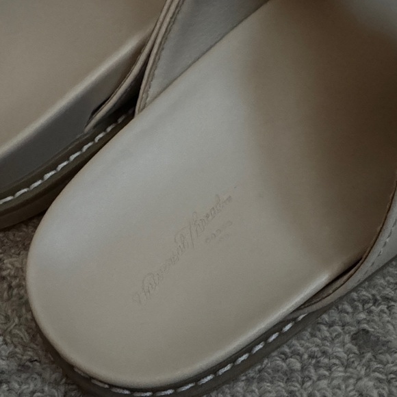 Universal Thread Sandals - Picture 5 of 6